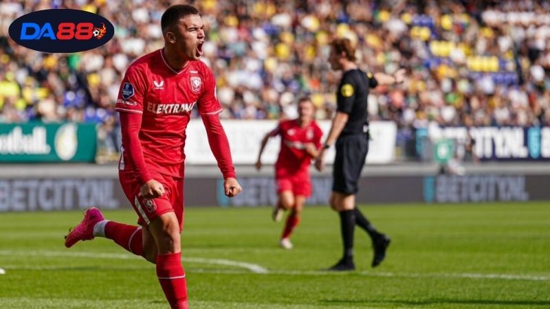 Soi kèo bóng đá Twente vs Sittard, 01h00 ngày 27/9, cơ hội ập đến 2 Thông tin lực lượng Twente vs Sittard mới nhất